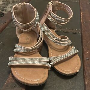 Nanette Leopore girls sandals; 13
